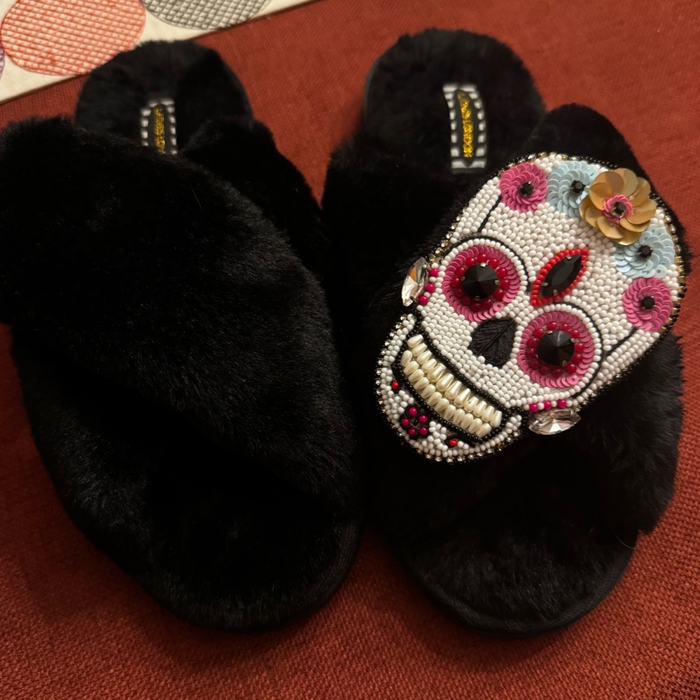 Laines London Skull Embellished Slipper-Faux Fur